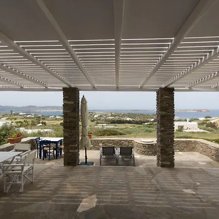 Phaedra In The Anthemion Villa